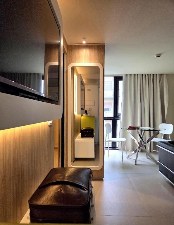 Suite room - Image 1