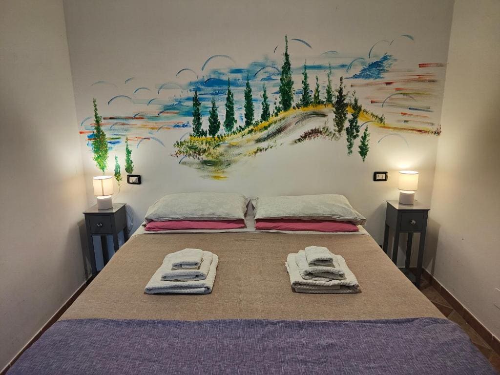 Family Room room - Image 2