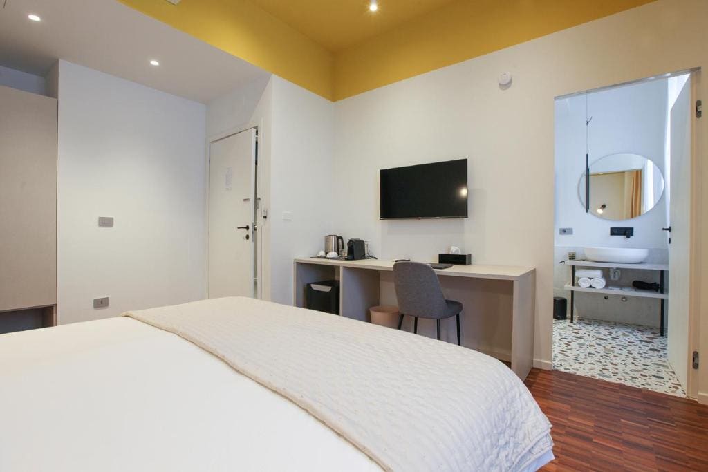 Double or Twin Room room - Image 3