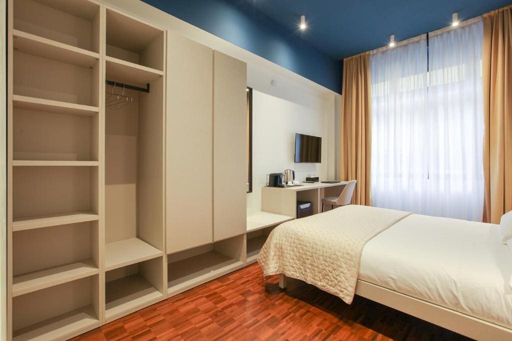 Double or Twin Room room - Image 2