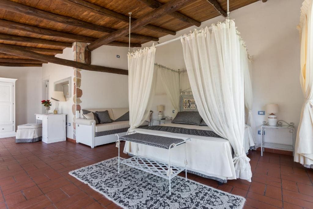 Superior Double Room room - Image 1