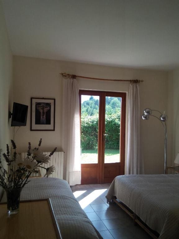 Quadruple Room room - Image 2