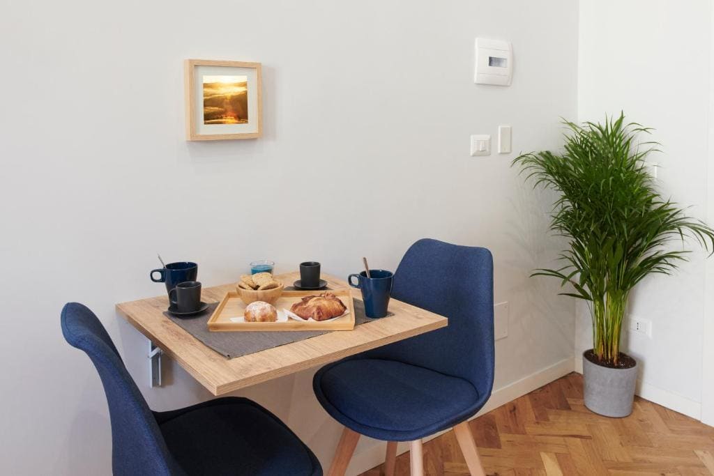Deluxe Double Room with Balcony room - Image 1