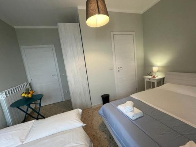Quadruple Room room - Image 3