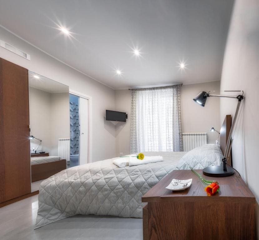 Double Room with Extra Bed room - Image 3