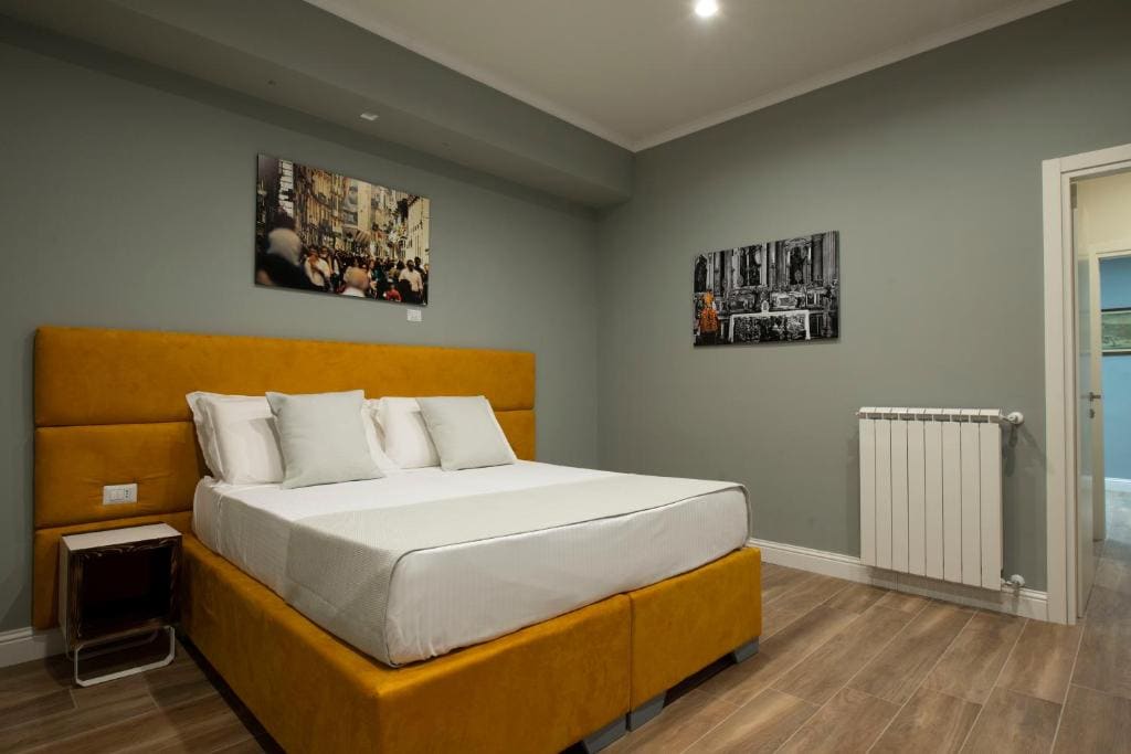Deluxe Family Room room - Image 1