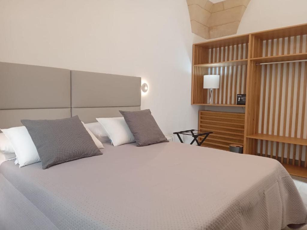 Standard Double Room room - Image 3