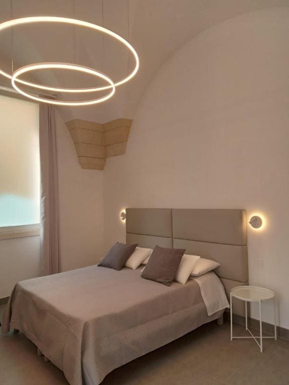 Standard Double Room room - Image 2