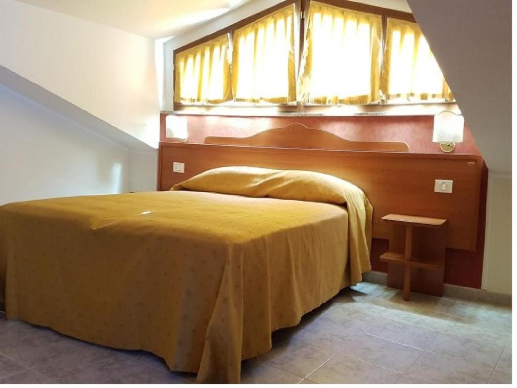 Double or Twin Room with Bathroom room - Image 2