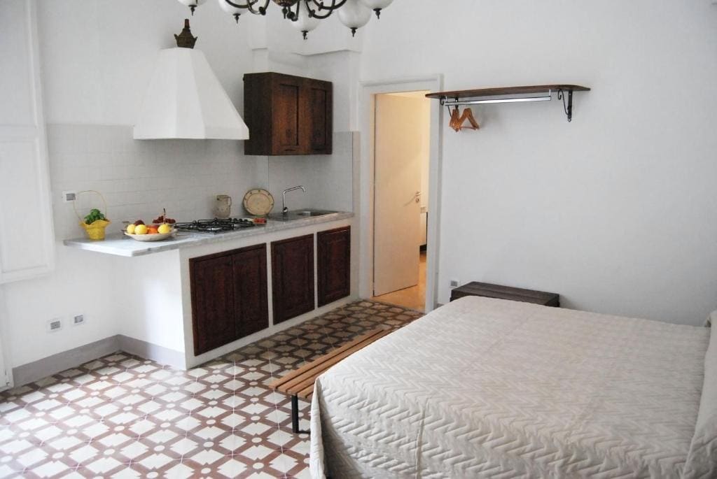 Deluxe Room room - Image 3