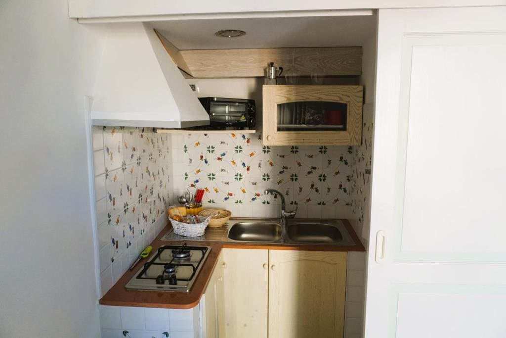 Studio room - Image 1