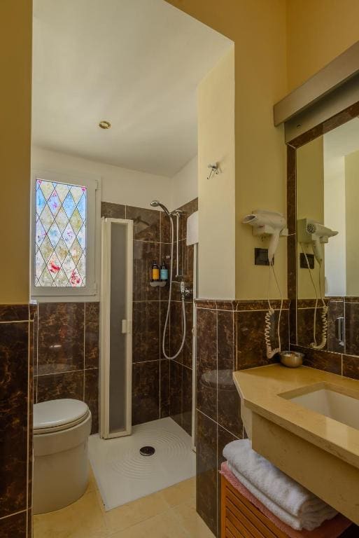 Double or Twin Room room - Image 2