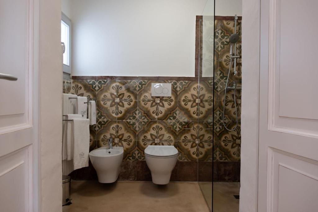Double Room with Terrace room - Image 2