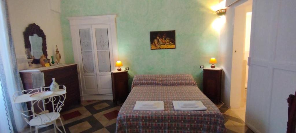 Quadruple Room with Balcony room - Image 1