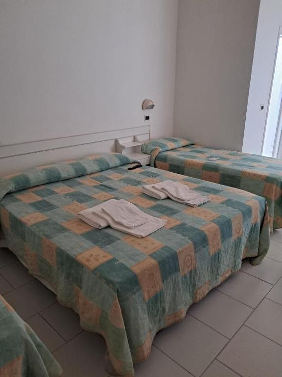 Budget Double Room room - Image 3