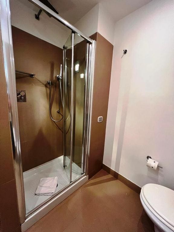 Deluxe King Room room - Image 3