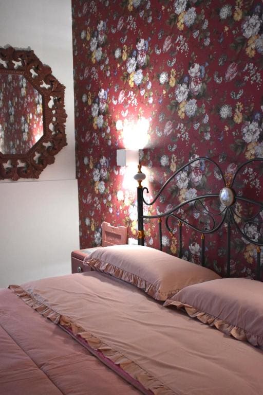 Double Room with Private Bathroom room - Image 3