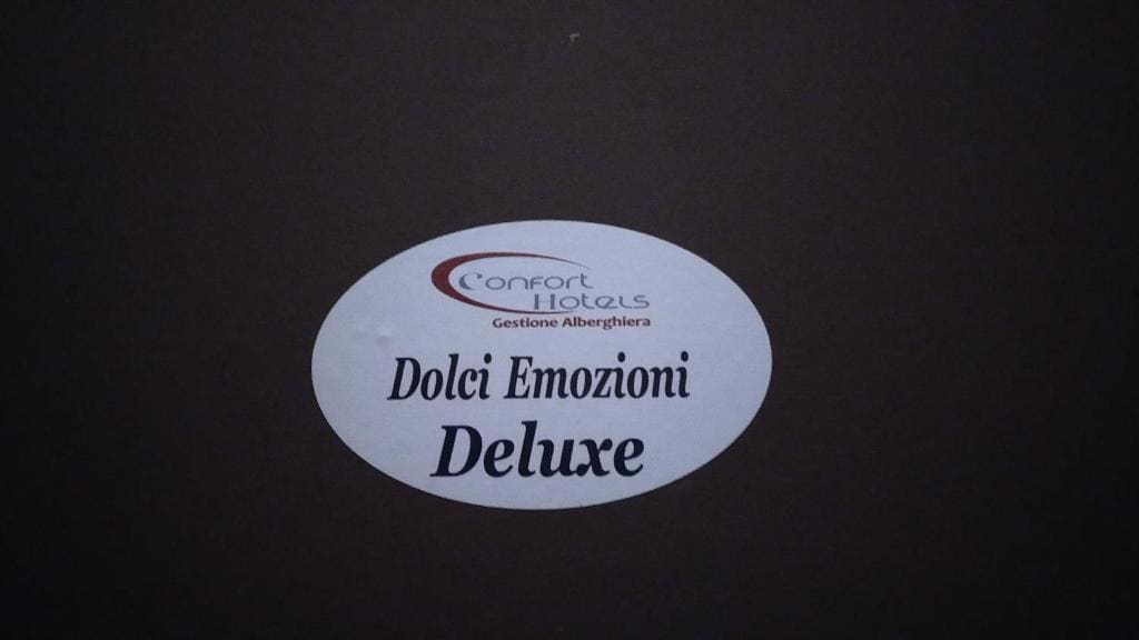 Deluxe Double Room with Balcony room - Image 1