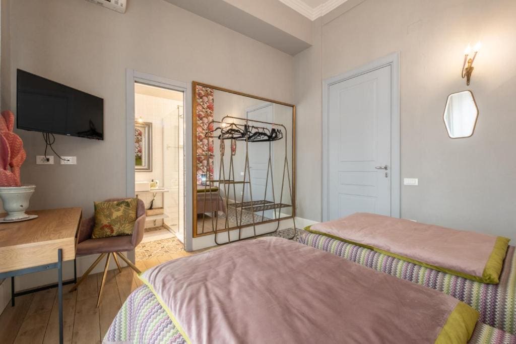 Deluxe Double or Twin Room room - Image 1