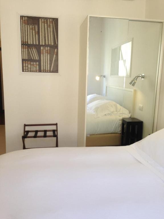 Double Room room - Image 3