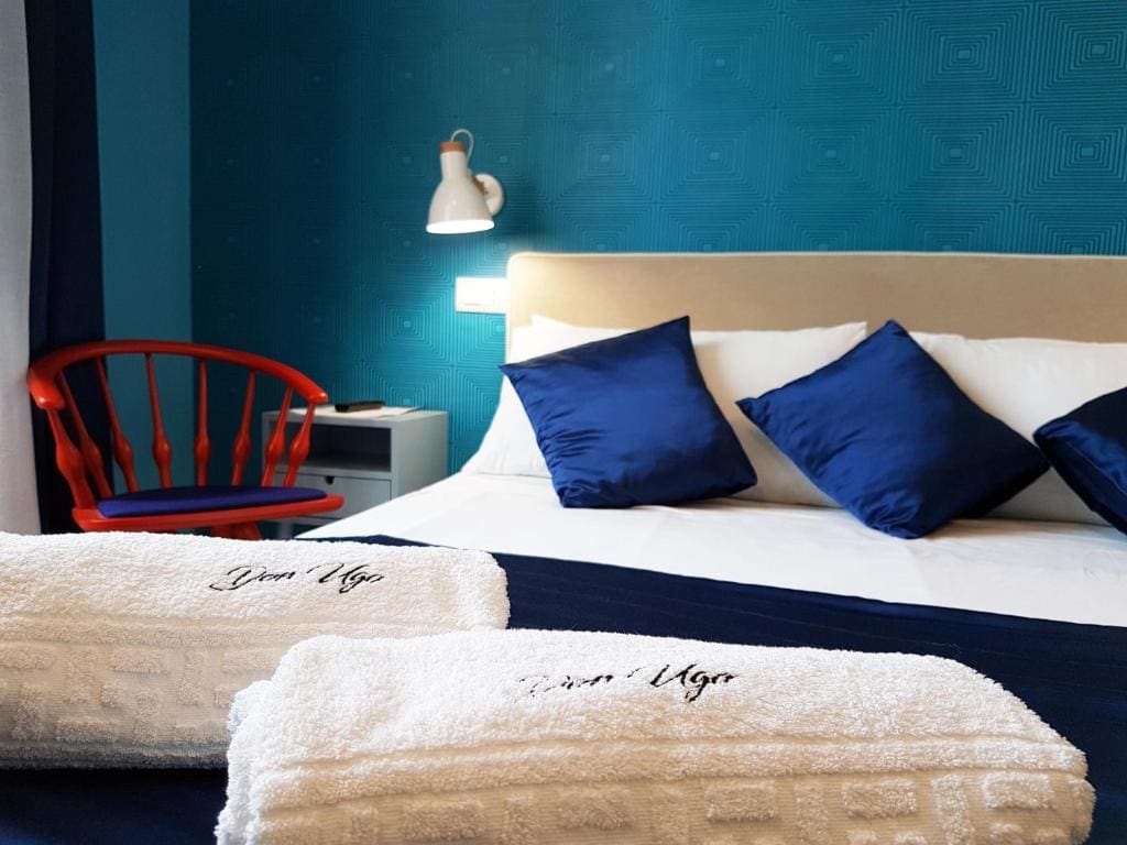 Junior Suite with Balcony room - Image 3