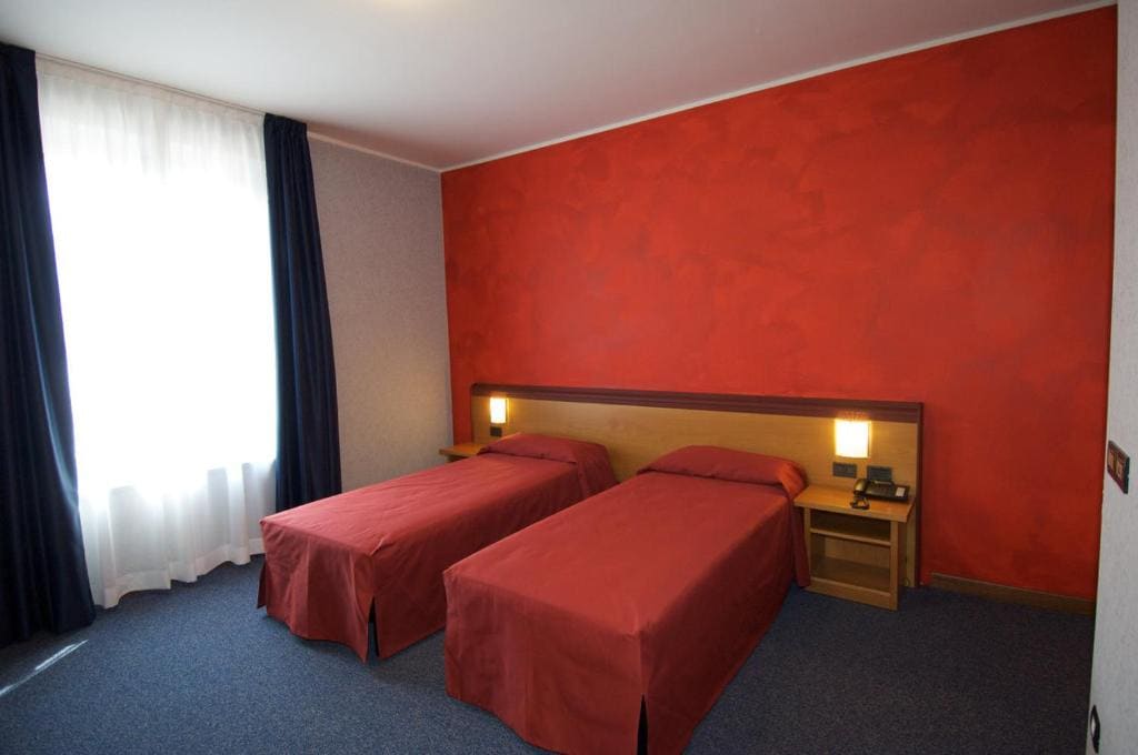 Comfort Double or Twin Room room - Image 2