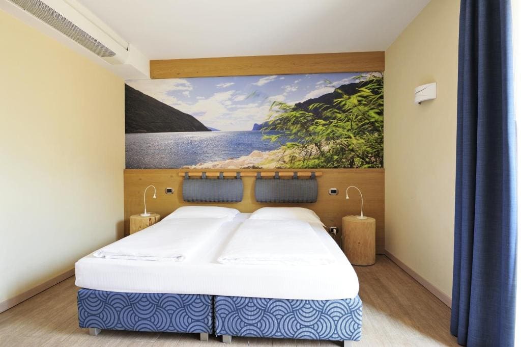 Double or Twin Room with Balcony or Patio room - Image 3