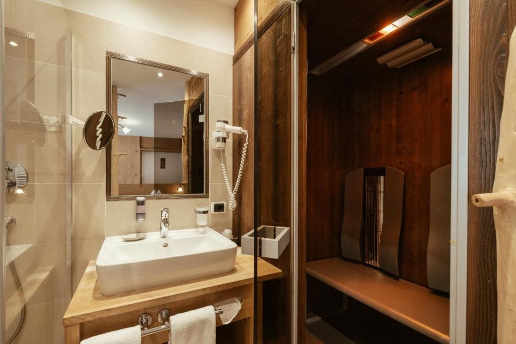 Superior Double Room room - Image 1