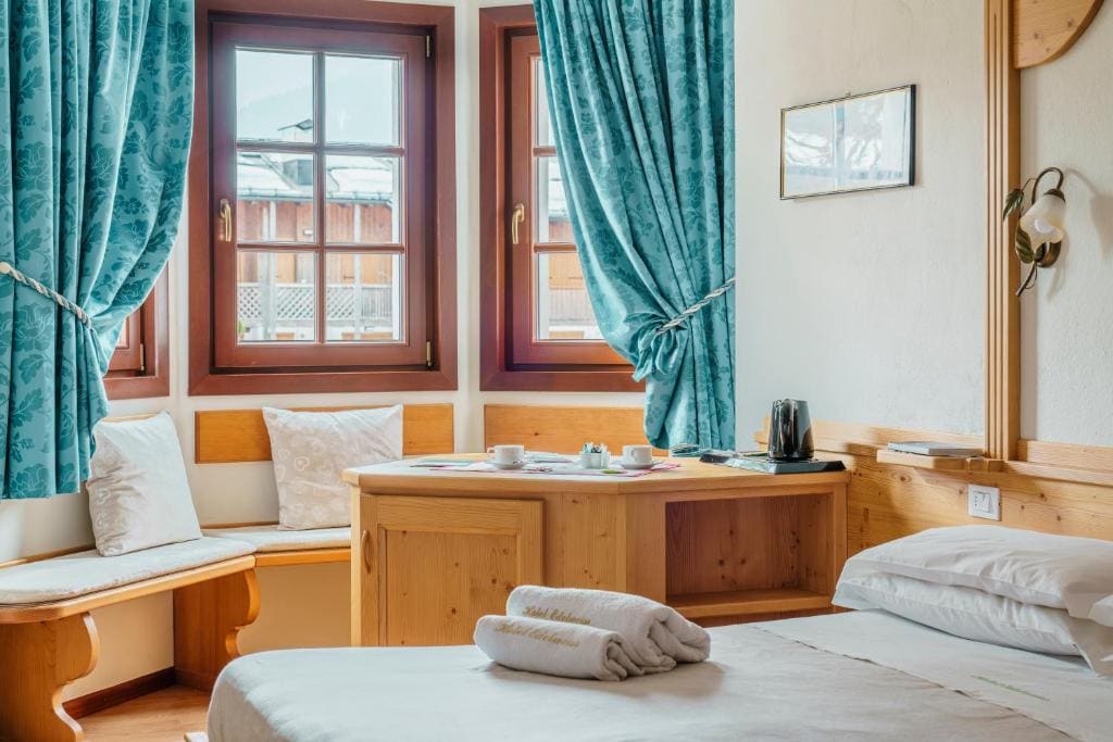 Superior Double Room room - Image 1