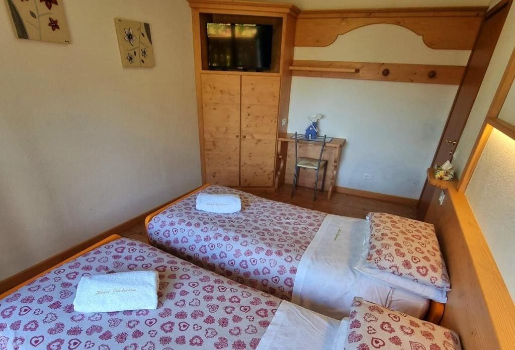 Family Junior Suite room - Image 2