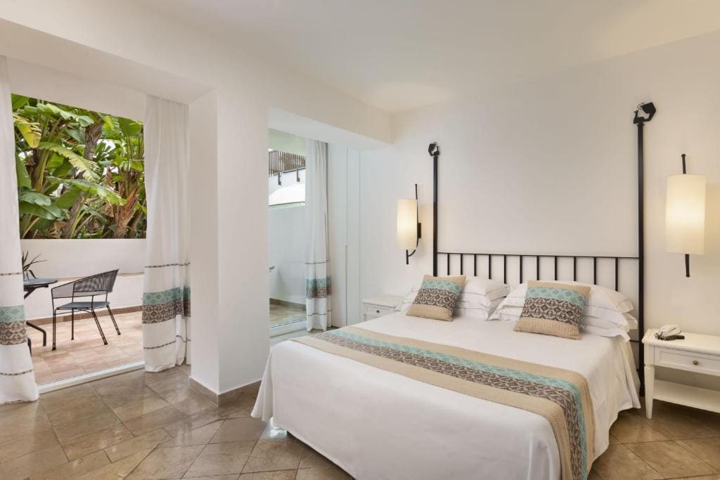 Double or Twin Room with Garden View room - Image 3