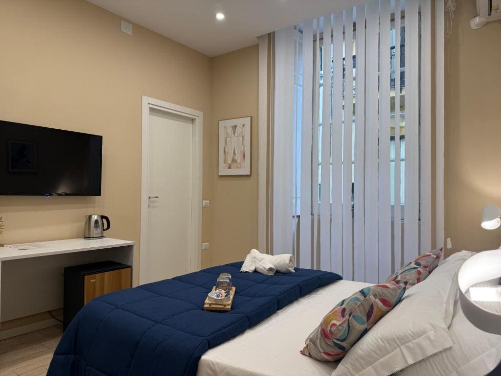 Deluxe Room room - Image 3
