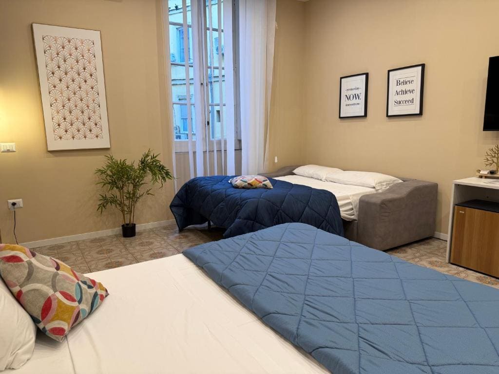 Superior Quadruple Room room - Image 3