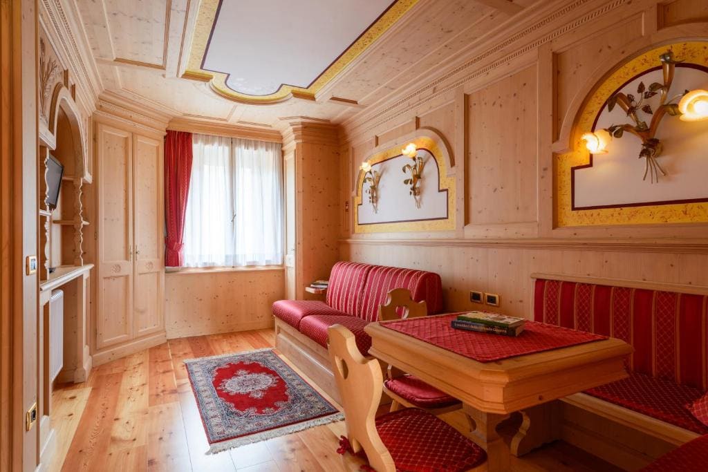 Suite with Garden View room - Image 2