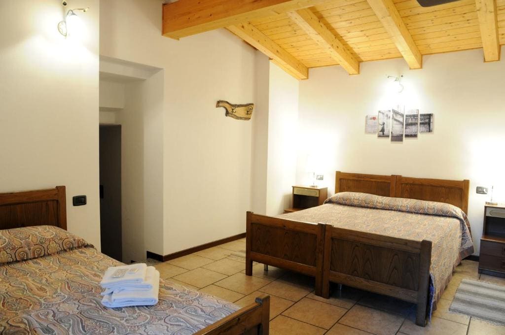 Double or Twin Room with Terrace room - Image 2