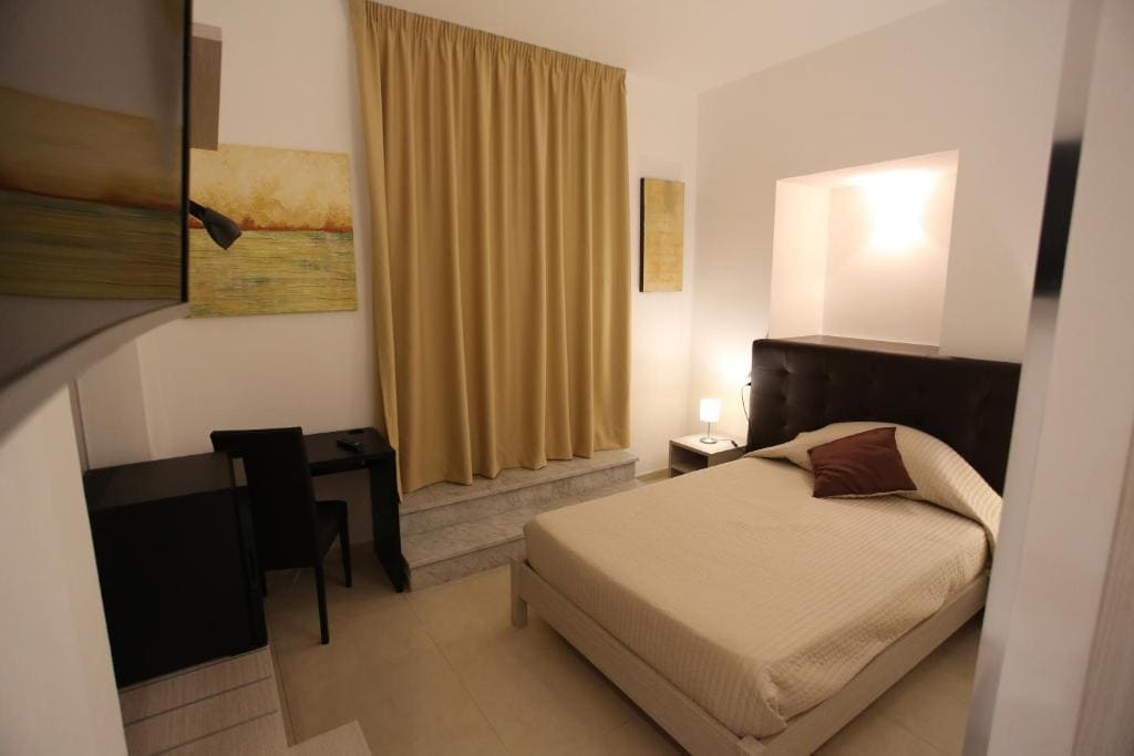 Deluxe Single Room room - Image 1