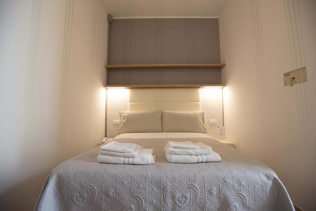 Standard Single Room room - Image 2
