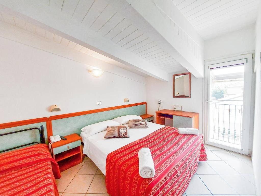 Triple Room room - Image 3