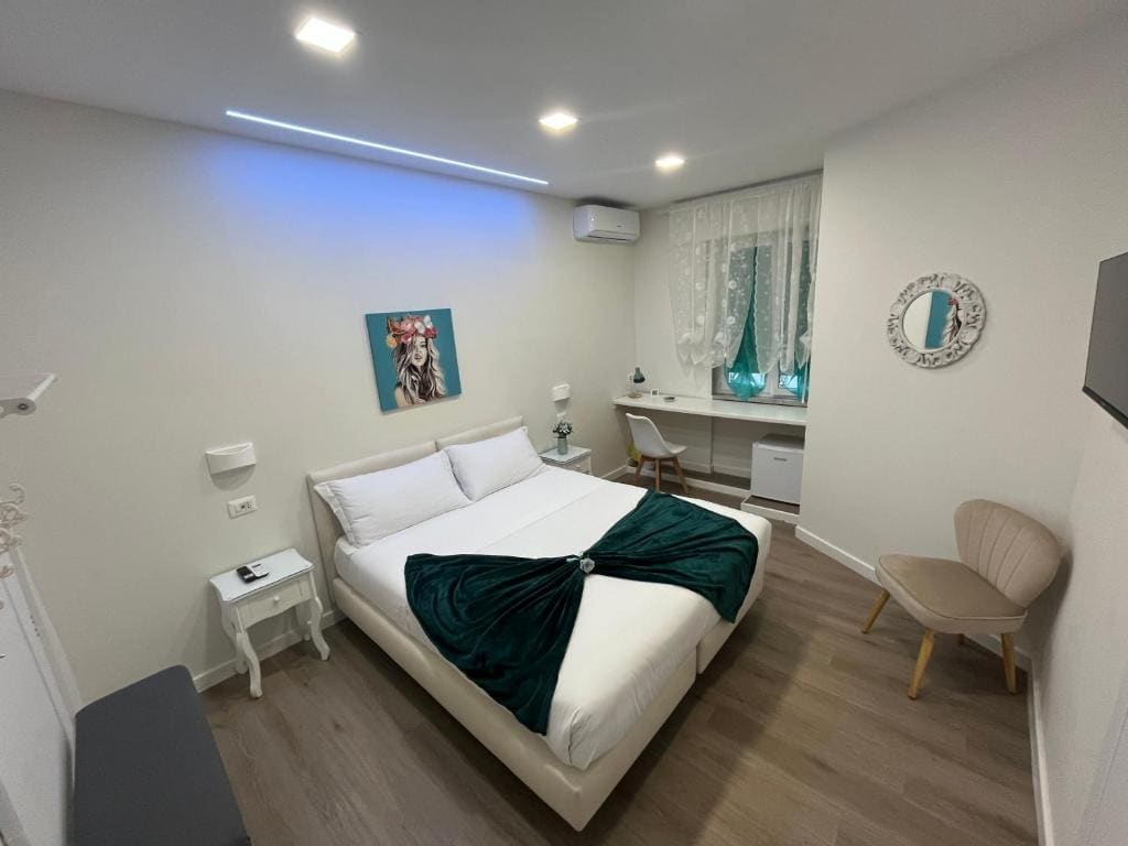 Double or Twin Room room - Image 3