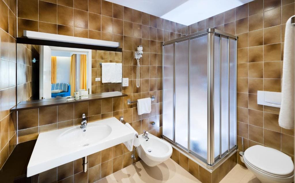 Suite room - Image 1