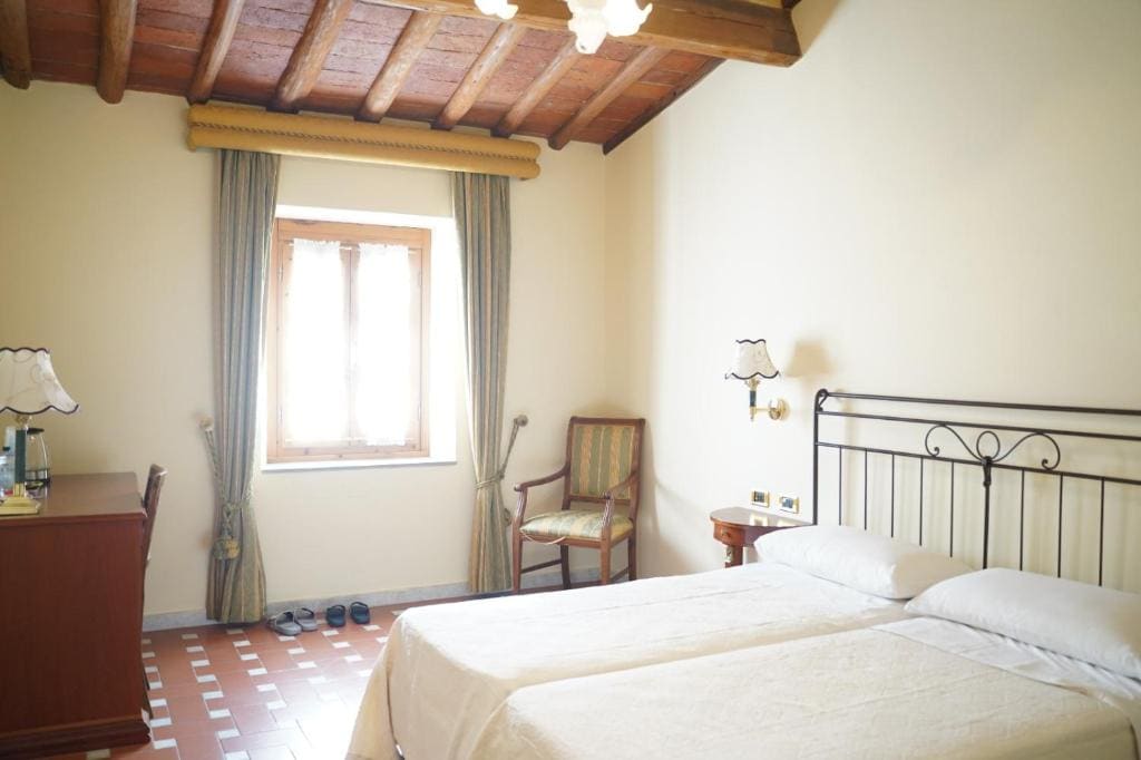 Superior Double or Twin Room room - Image 1