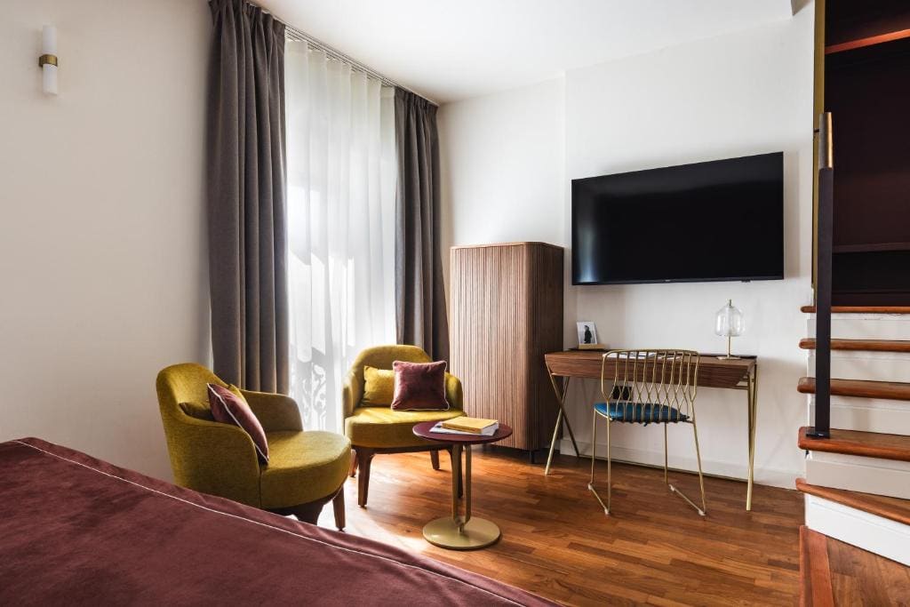 Deluxe Room room - Image 1
