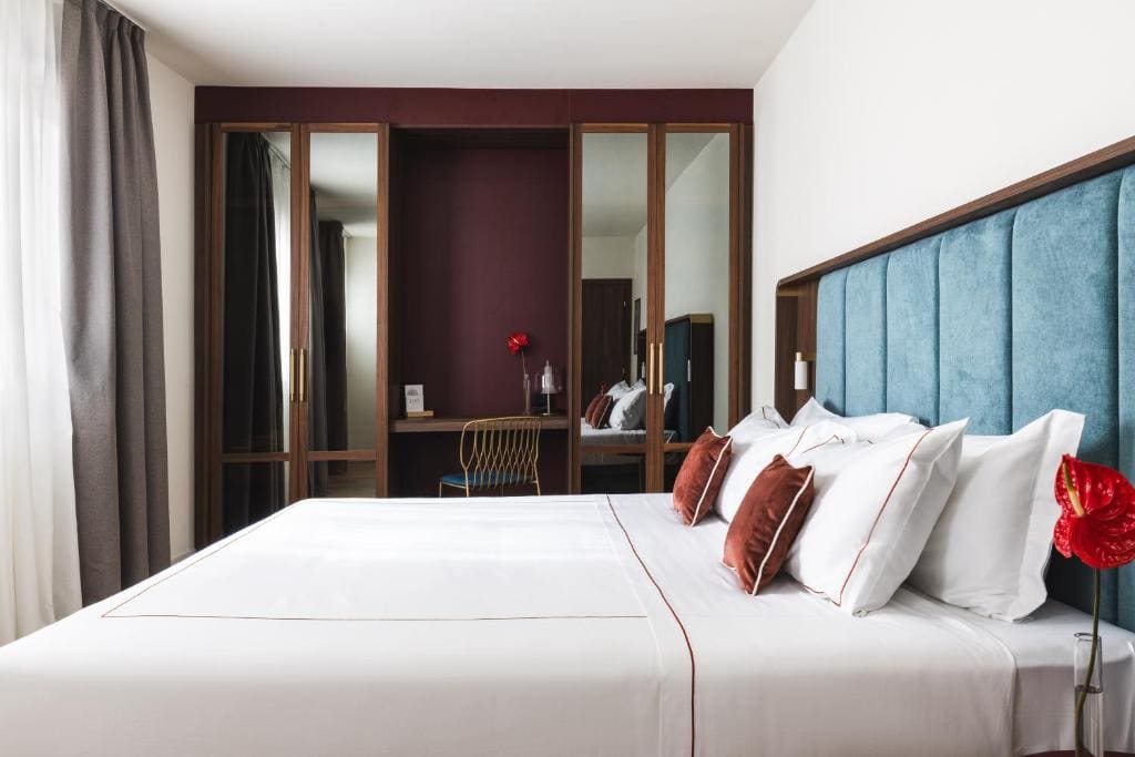 Suite room - Image 1