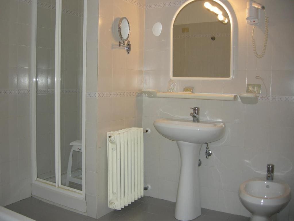 Double Room room - Image 2