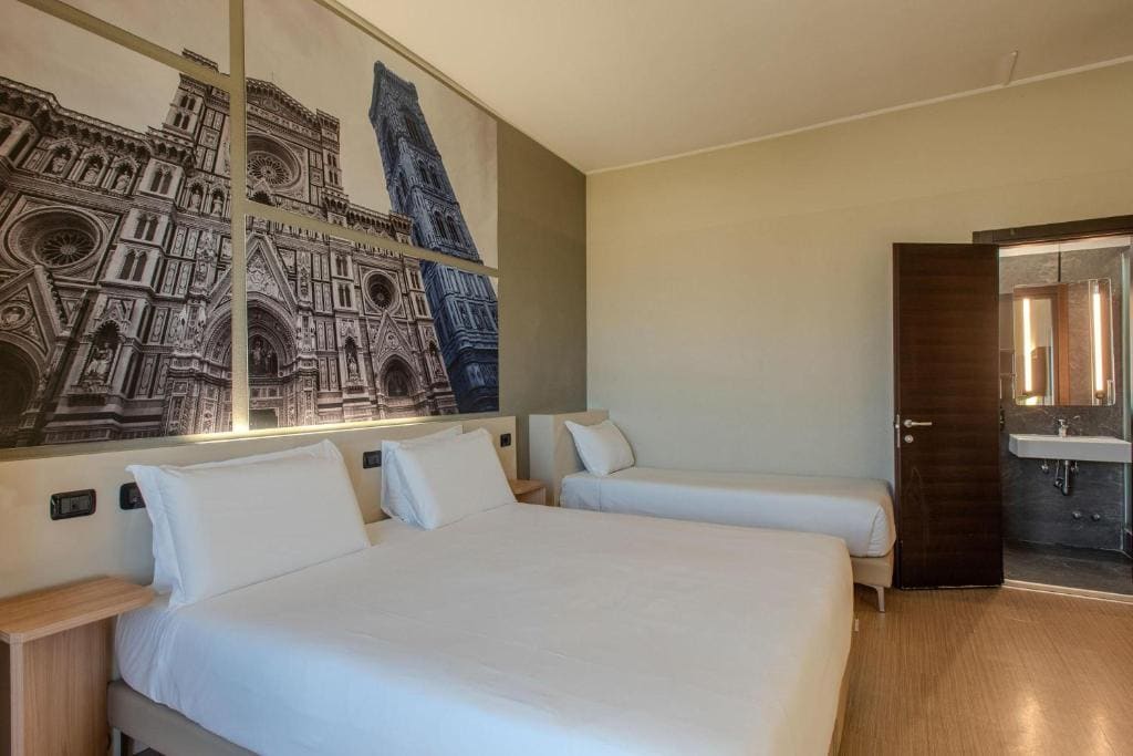 Quadruple Room room - Image 1
