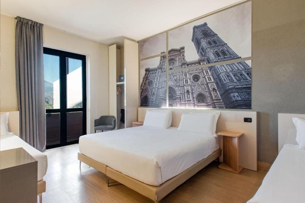 Quadruple Room room - Image 2