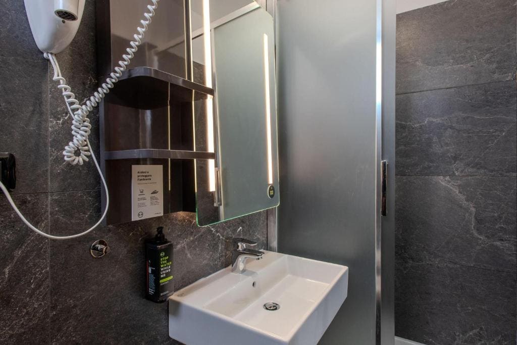 Single Room room - Image 1