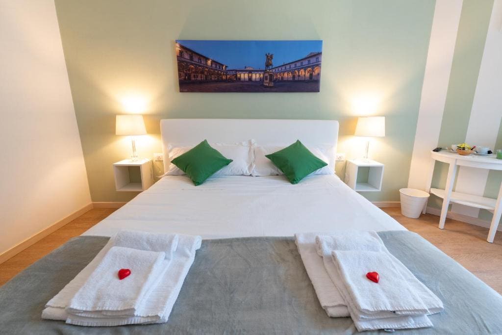 Deluxe Room room - Image 2