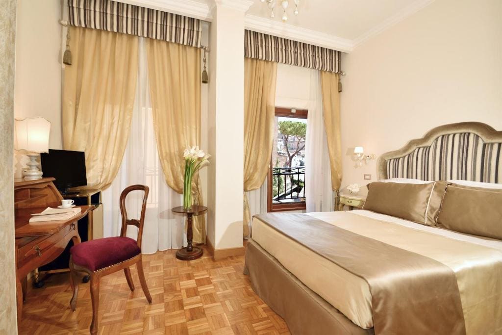 Superior Double or Twin Room with View room - Image 1