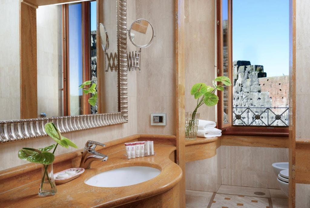 Suite with View room - Image 2